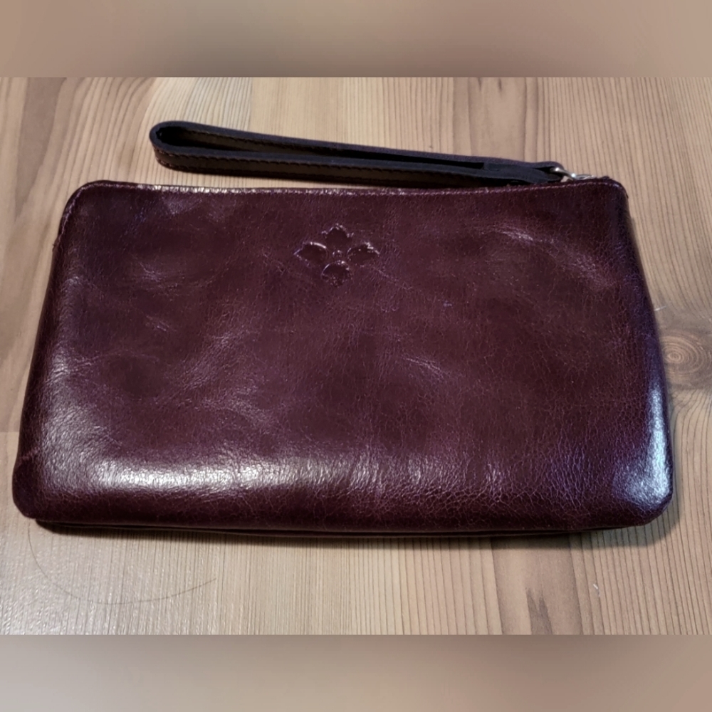 COPY - Patricia Nash Vintage Leather Capri Wrsitlet Oxblood